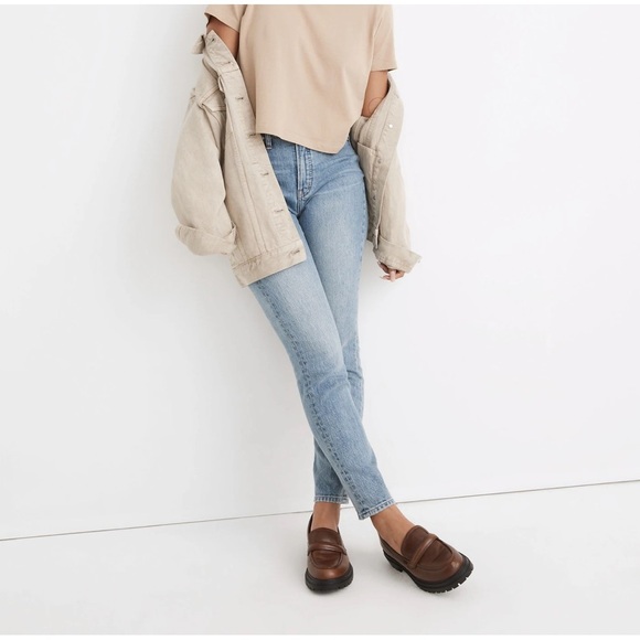 Madewell The Tall Curvy Perfect Vintage Jean in Heathcote Wash - Picture 2 of 12